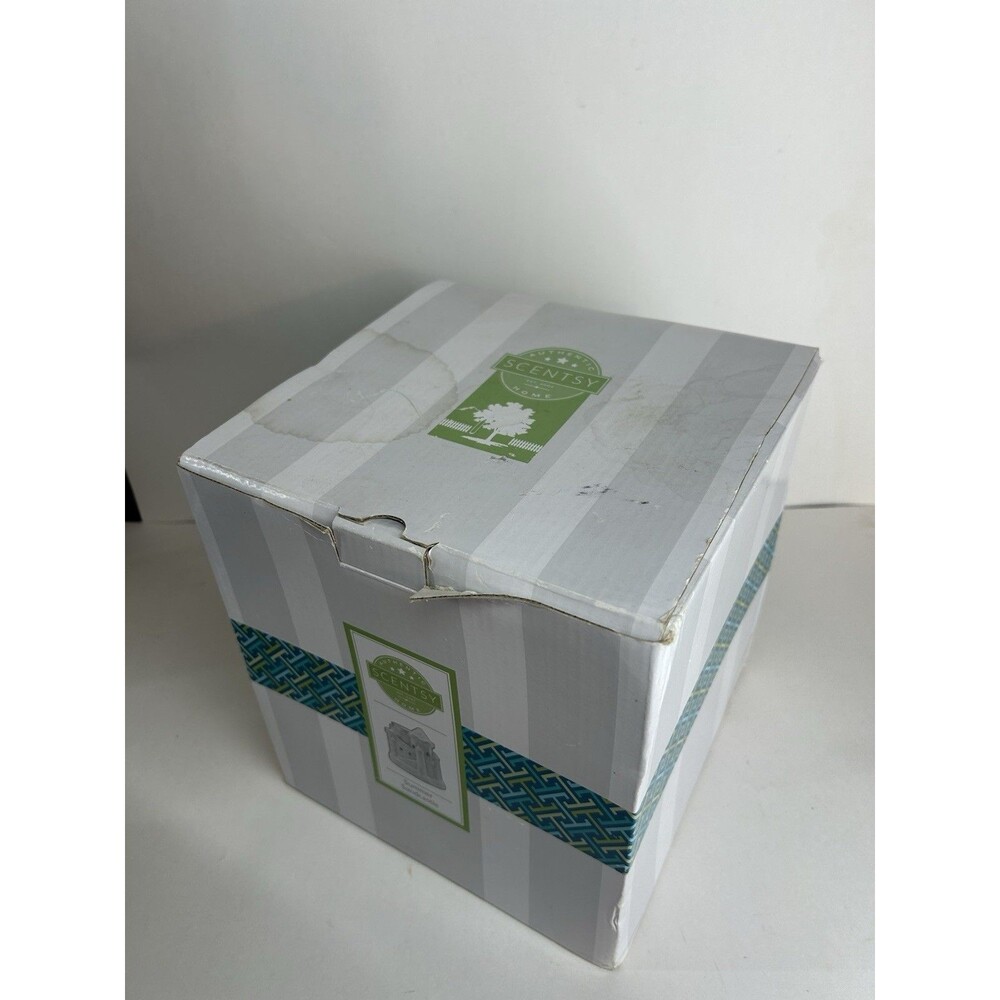 Scentsy Summer Sandcastle Warmer Retired Sand Sun Beach Ocean & Wax Bar NO Dish - Picture 8 of 8